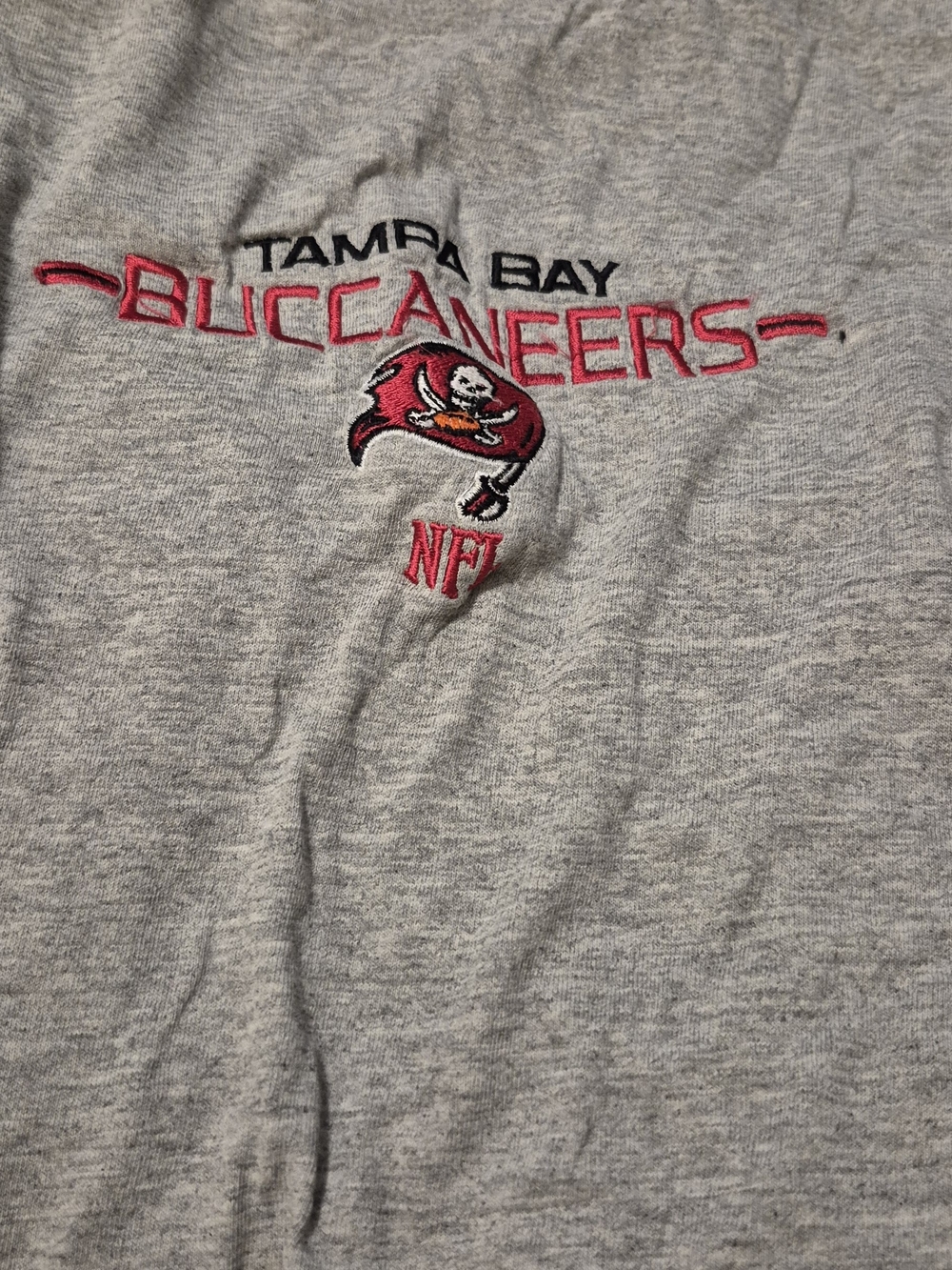 Tampa Bay Buccaneers Gray NFL Tshirt XL